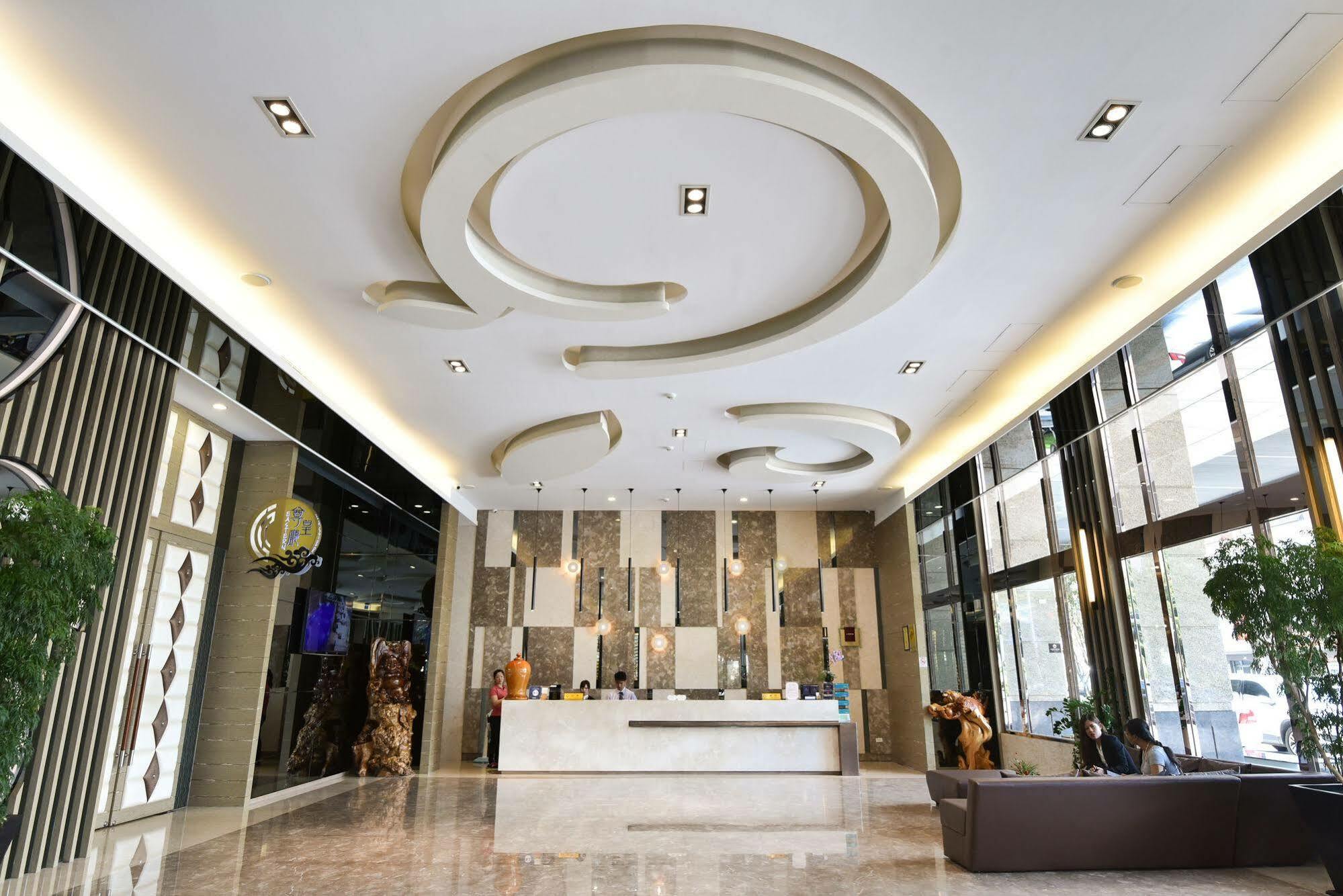Tsun Huang Hotel Chiayi Eksteriør billede
